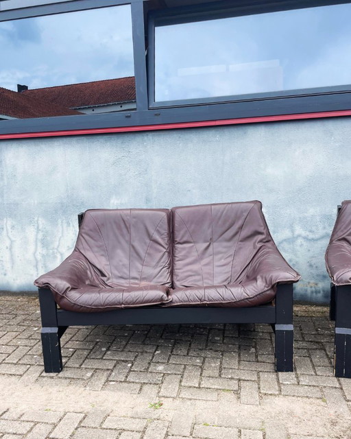 Sofá brutalista vintage de cuero (2 plazas)