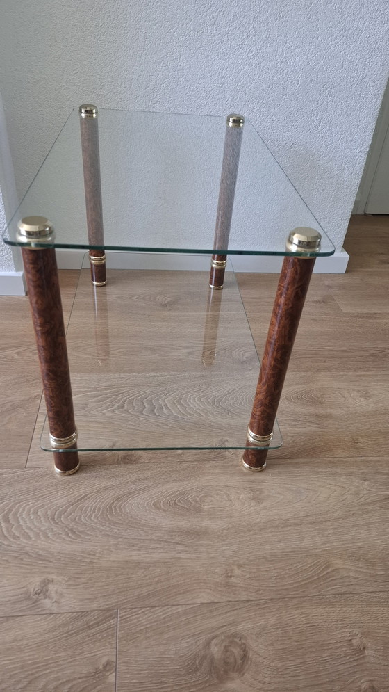 Image 1 of Mesa de cristal