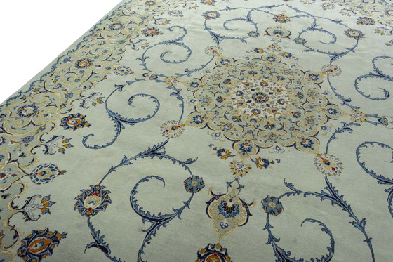 Image 1 of Hand-knotted Keshan Rug In Pistachio Green - 424 X 319 Cm