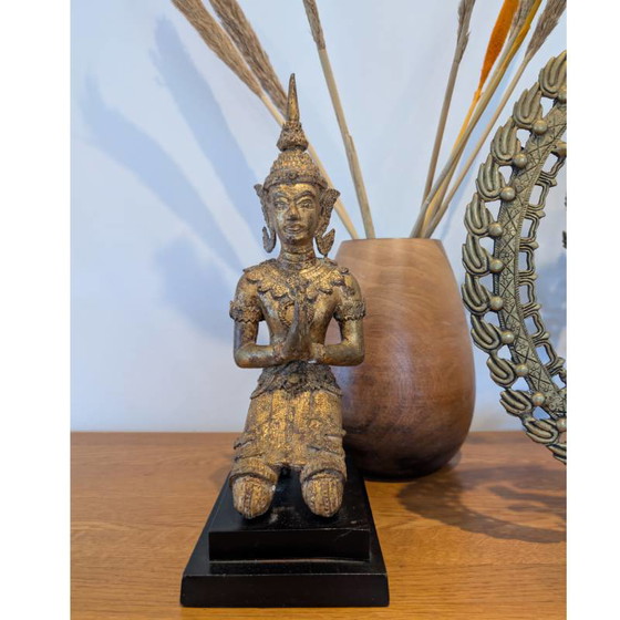 Set of two Chinese bronze foo dogs – lot 101 – Oliver, Paintings & Drawings, Canvas, Cotton, Aziatisch (photo 183 of 310)