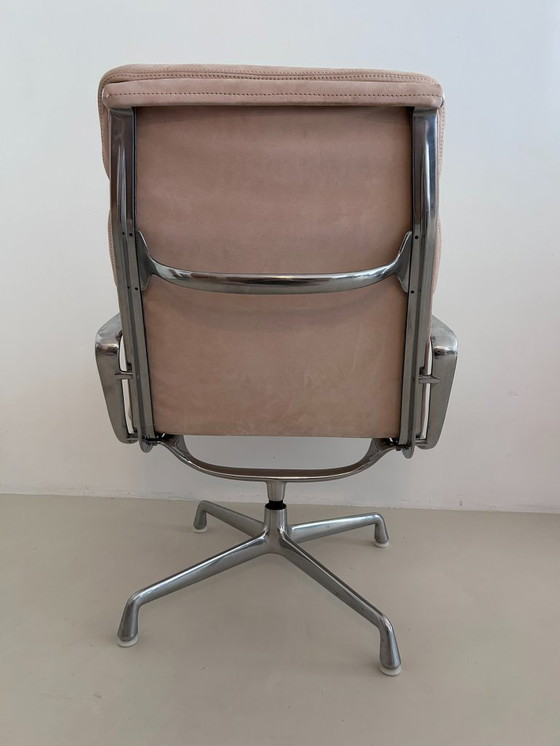 Image 1 of Silla de salón Herman Miller Vitra EA216