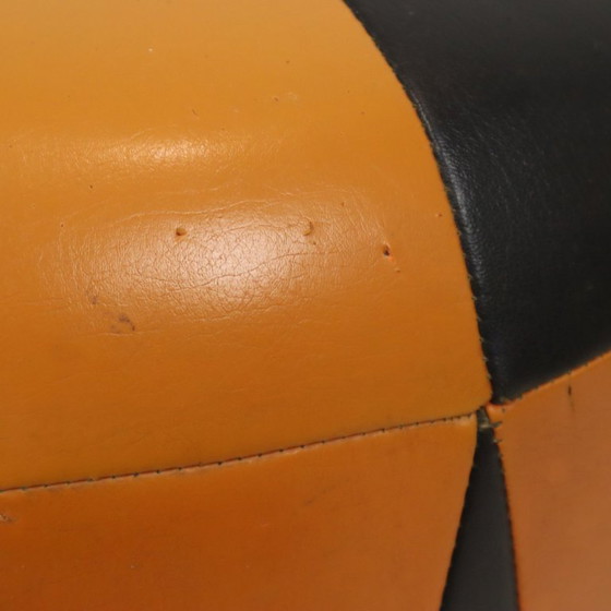 Image 1 of Pouf rotondo vintage in similpelle arancione e nera