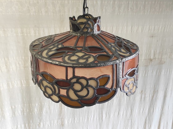 Image 1 of Pendelleuchte aus Glas und Blei im Tiffany-Stil – Mitte des 20. Jahrhunderts