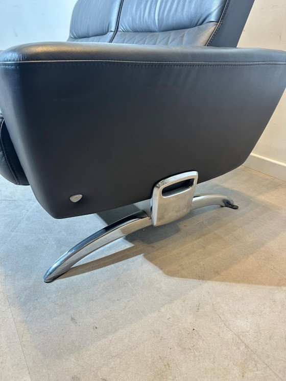Sofá Stressless de 2 plazas – piel negra – Loveseat (photo 6 of 6)