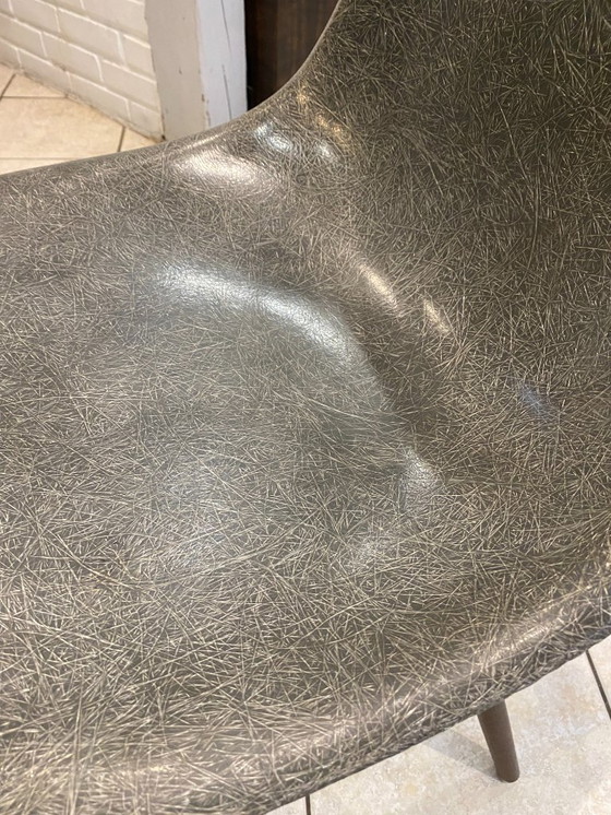 Image 1 of Sedia DSW, fibra grigio elefante, noce tassello, Eames Herman Miller vintage 1950