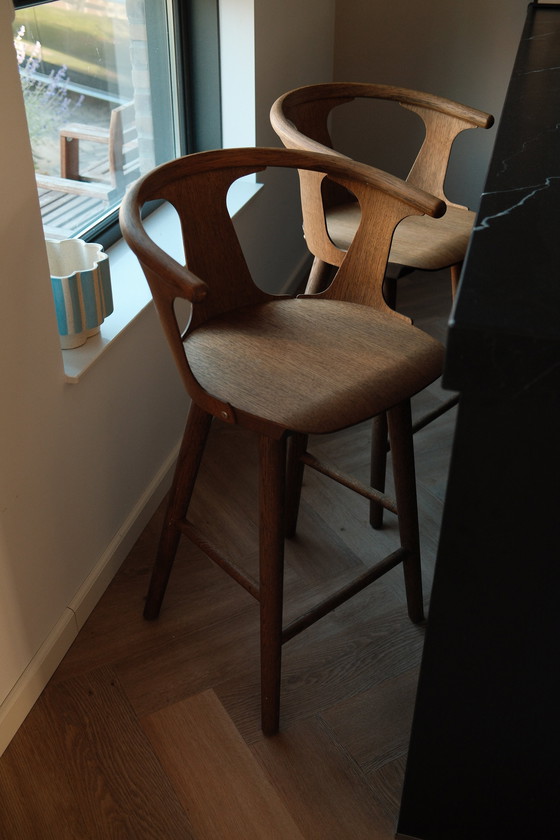 Image 1 of 2x &Tradition Entre deux tabourets de bar