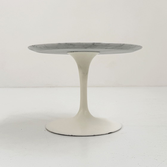 Image 1 of Low Tulip Side Table in Marble by Eero Saarinen for Knoll, 1970s