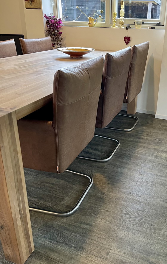 Image 1 of 6 sedie da pranzo a slitta in pelle marrone di Jess