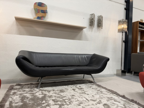 Leolux Arabella 3-seater Sofa Grey Black Leather, 3-5 seaters, Multi Color (photo 2 of 6)