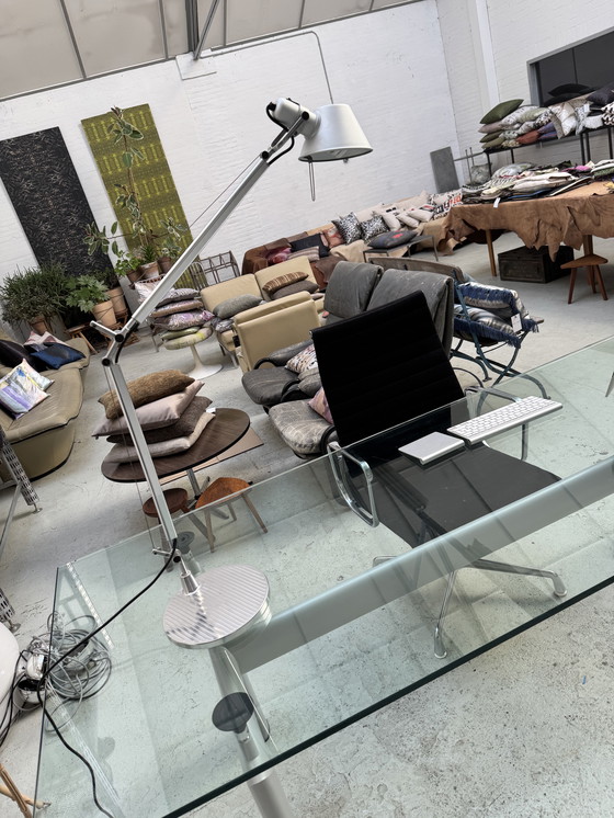 Image 1 of Corbusier LC6 + 2x Eames Vitra Miller EA119 + Artemide Tolomeo