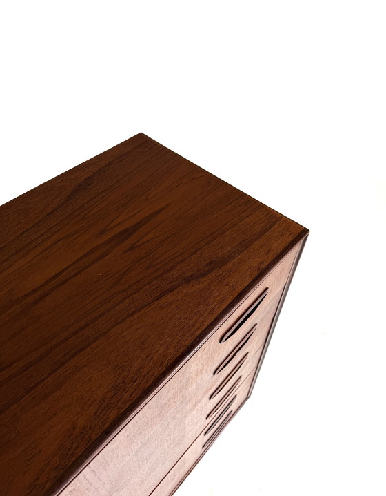 Image 1 of Cassettiera vintage XL in teak, Olholm Møbelfabrik '60