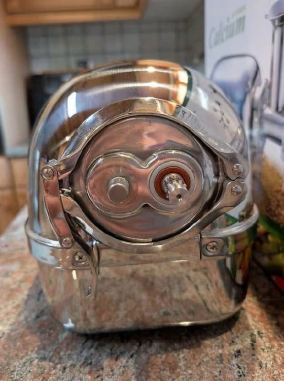 Image 1 of Estrattore di succo Angel 7500