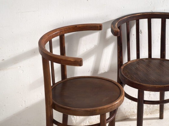 Antike Sessel im Thonet-Stil aus Bugholz – Mitteleuropa, circa 1930 - 2er-Set Stühle #3 (photo 12 of 40)