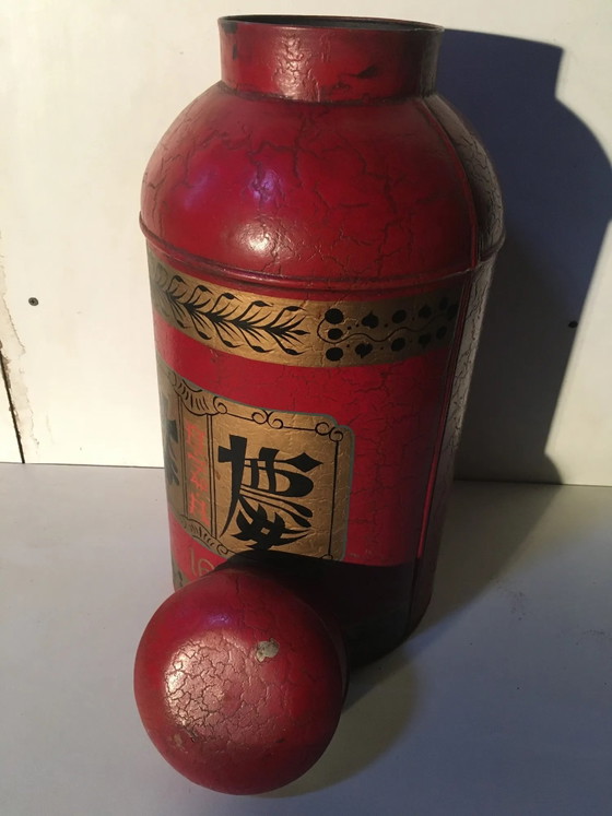 Asian red metal pot with lid – Storage cabinet (photo 3 of 9)