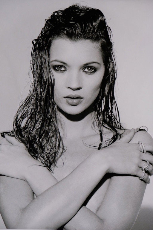 Kate Moss | Black and White Photo