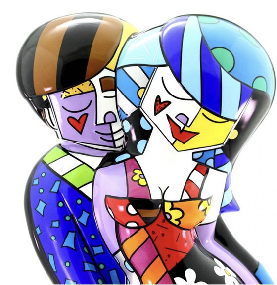 Image 1 of Figura Tonight