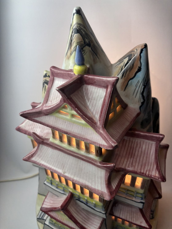 Image 1 of Einzigartige antike Palastlampe aus Taiwan (Republik China) – Keramik-Wand- und Tischobjekt – ca. 1960