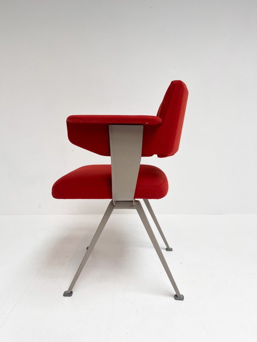 Dunkelroter Resort-Stuhl von Friso Kramer für Ahrend De Cirkel, 1970er Jahre – fauteuils, Textile (photo 2 of 13)