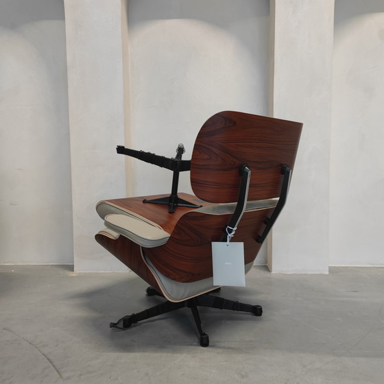 Image 1 of Vitra Eames Lounge Chair incl. Ottoman - Palissandro - Pelle Sabbia Scuro
