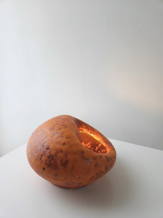 Image 1 of Keramieken vintage tafellamp, chamotte klei, oranje brutalist aardewerken mcm lamp