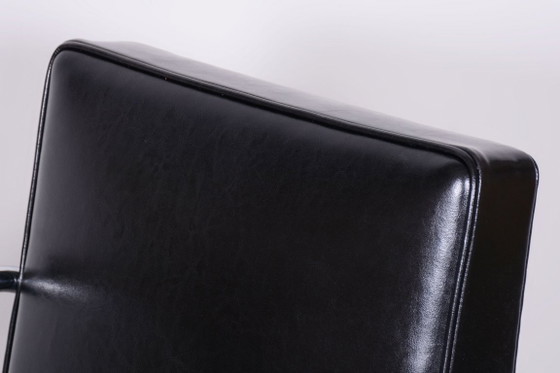 Set van twee gerestaureerde Bauhaus-fauteuils, chroom, beukenhout, rundleer, Tsjechisch, jaren 1930 – Leather (photo 7 of 12)