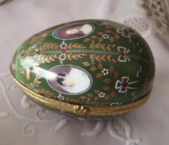 Image 1 of Porzellan Ei Dose Schatulle Manufaktur Rudolf Kämmer Golddekor