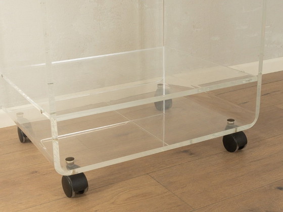 Image 1 of Tavolino laterale in acrilico anni '60, Vintage