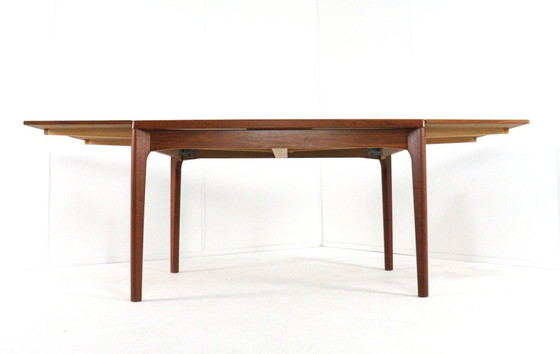 Image 1 of Tavolo da pranzo allungabile rettangolare Henning Kjaernulf for Vejle vintage danese