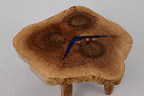 Image 1 of Salontafel van walnoothout met natuurlijke randen, handgemaakt, Logniture