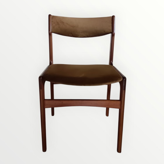 Image 1 of 6 chaises de salle à manger vintage Erik Buch