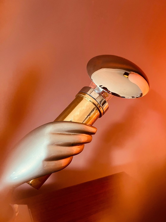 Image 1 of Zeer Uniek! Golden Hand Tafellamp
