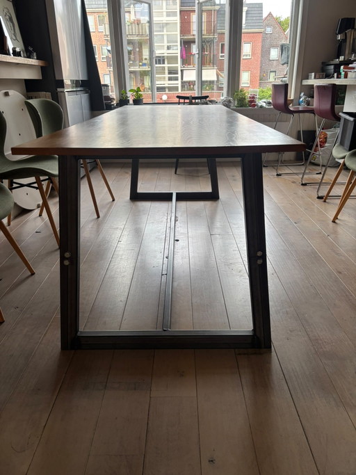 Eikenhouten Tafel Met Stalen Poten Handgemaakt – eettafels, Wood (photo 2 of 6)