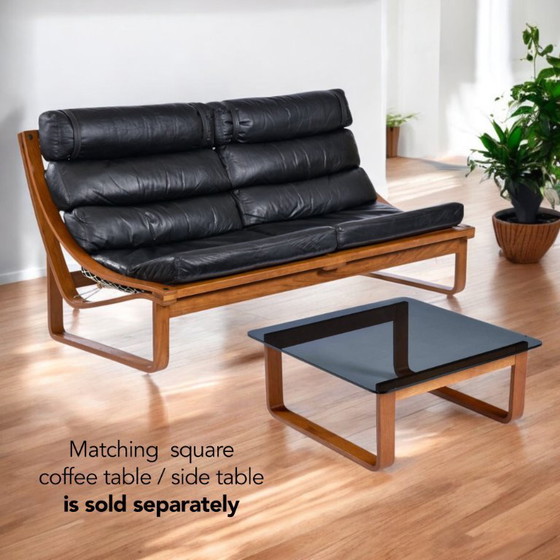 Image 1 of Divano con imbracatura T4 in pelle nera e teak, Fred Lowen per Tessa, anni '70