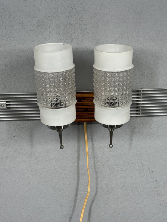 Image 1 of Lampada da parete vintage con tubi di vetro e piastra posteriore in legno