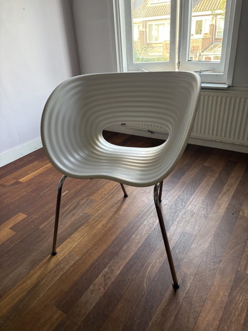 Set Van 4 Vitra Tom Vac Stoelen – Ron Arad – eetkamerstoelen, Plastic (photo 2 of 5)