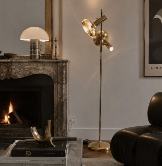 Image 1 of Lampadaire au design vintage en laiton
