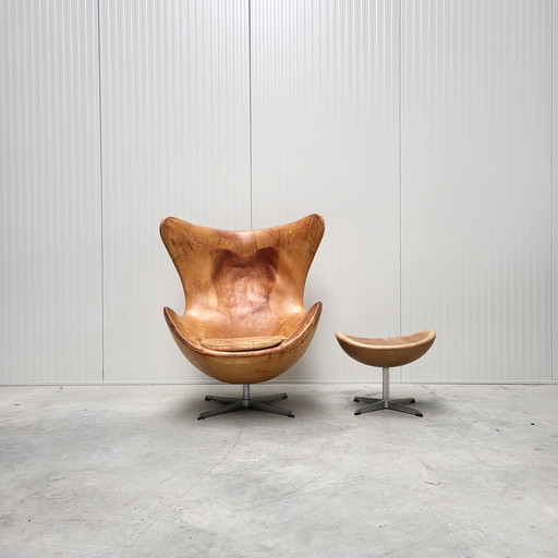 Vintage Cognac Egg Chair & Ottoman By Fritz Hansen 1970S