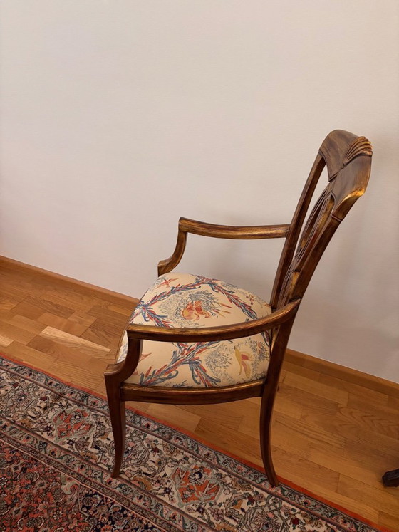 Image 1 of Table ovale exclusive en verre avec 6 fauteuils