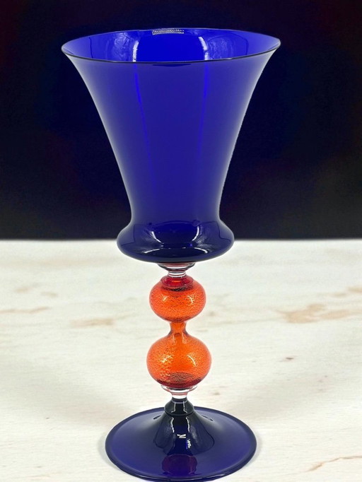 Signed Murano art glass goblet by Maestro Carlo Tosi “Caramea” – Blue bowl, orange stem, 24K gold leaf – 1970s