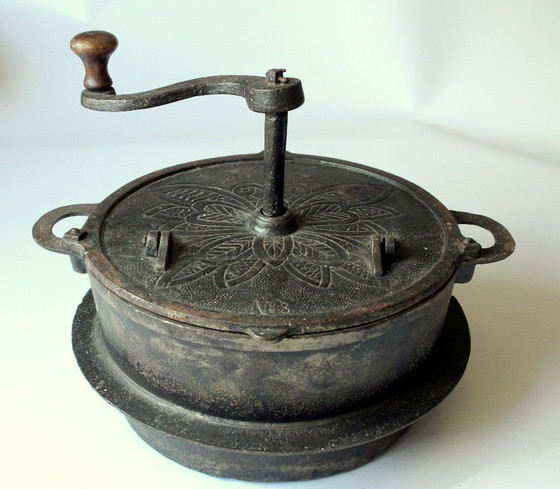Image 1 of Cast iron coffee roaster - 1920s - antique