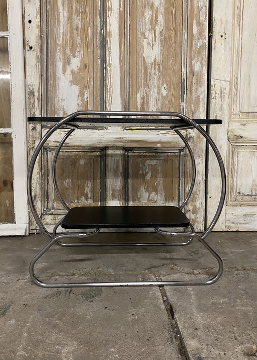 Art Deco, Bauhaus side table. Chrome. Black.