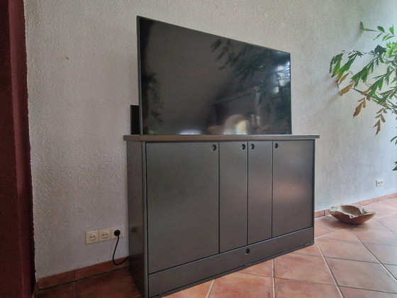 Image 1 of Mobile TV di design con sollevatore TV e TV Samsung (nuovo)