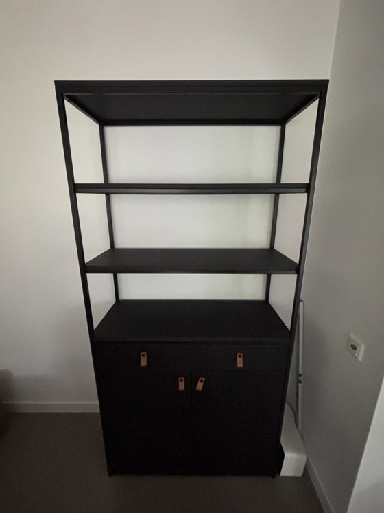Bodilson Strong - Elegante mueble negro – Librerías, Other (photo 8 of 10)