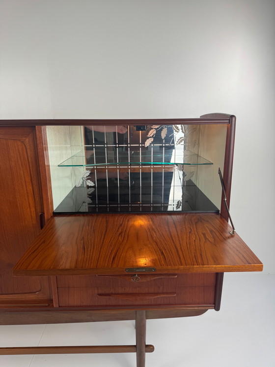 Image 1 of Danish teak sideboard with bar and automatic light - Mid - Century Elegance