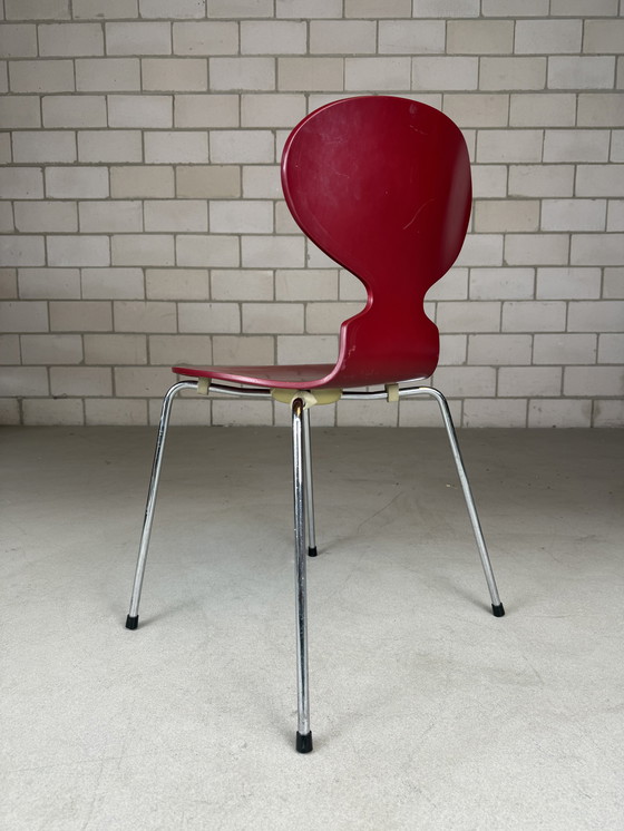 Image 1 of 4x Fritz Hansen Ant chair red (several in stock)