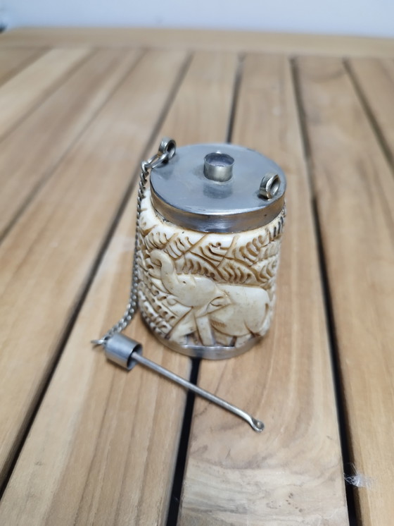 Image 1 of Antique snuff bottle