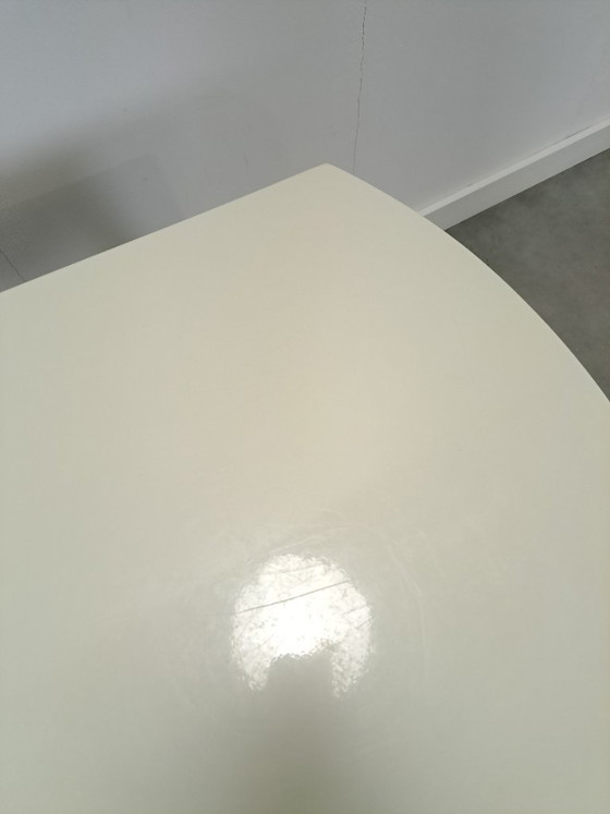 Image 1 of Vintage gebroken wit kunststof tuintafel eettafel