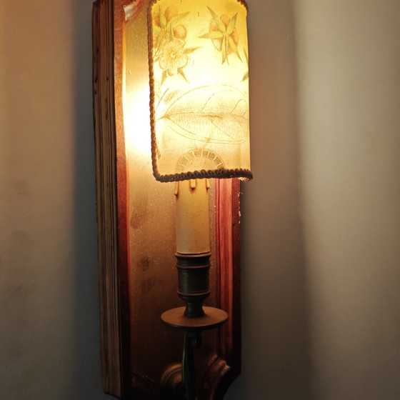Image 1 of Lampada da parete botanica vintage con paralume in pergamena – stile rustico/cottage