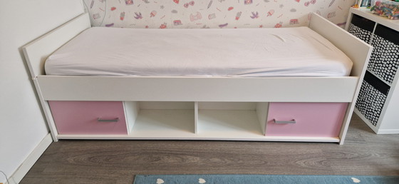 Image 1 of Sehr ordentliches Einzelbett