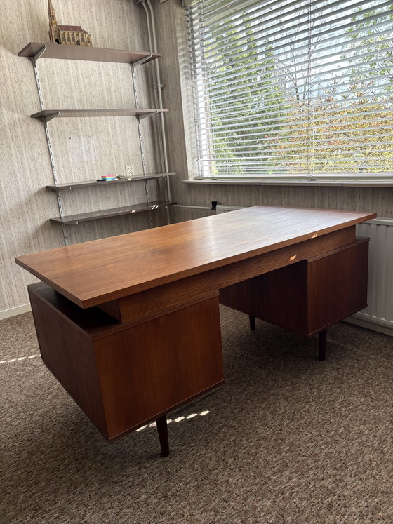 Image 1 of Vintage Simpla Lux teakhouten bureau